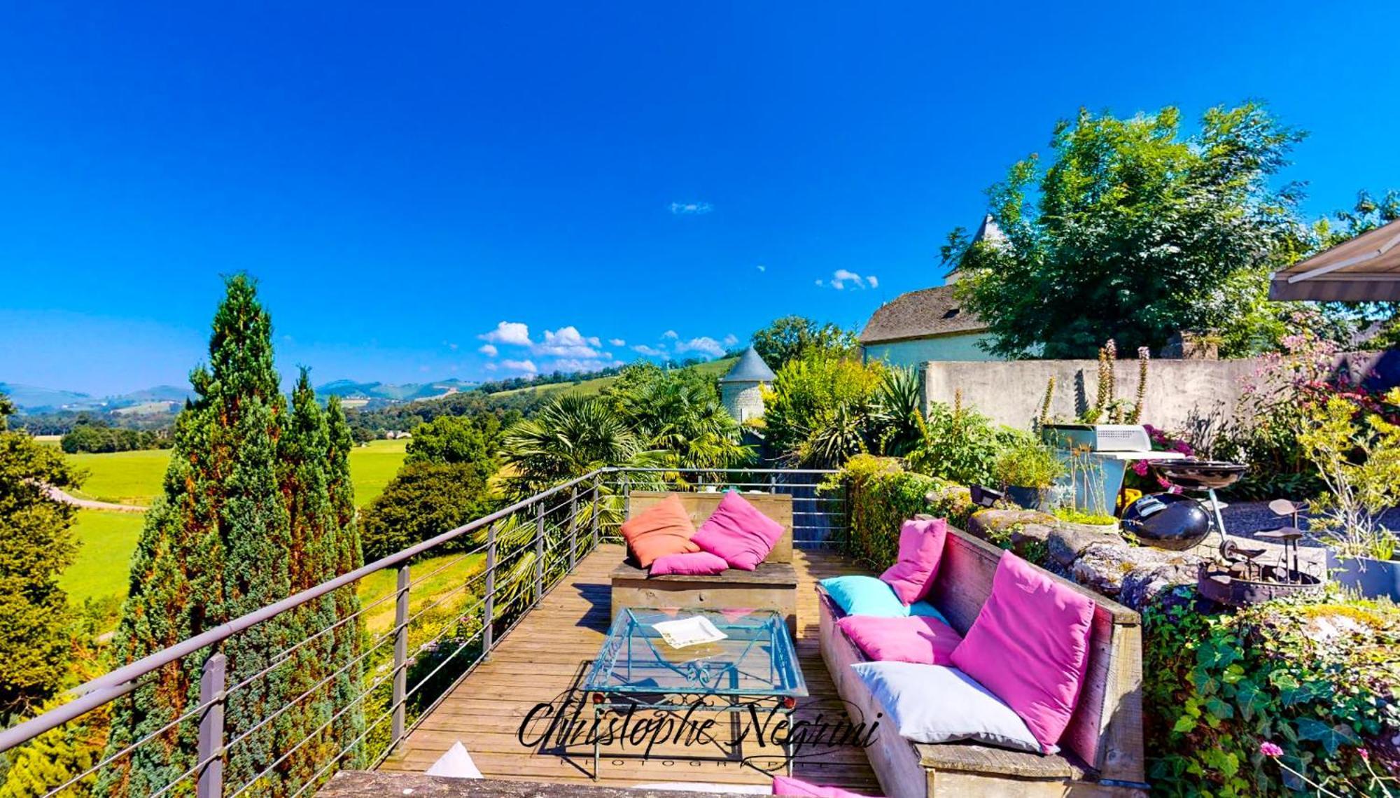 Chateau Porthos Tranquillite Des Pyrenees Lanne-en-Baretous Exterior photo